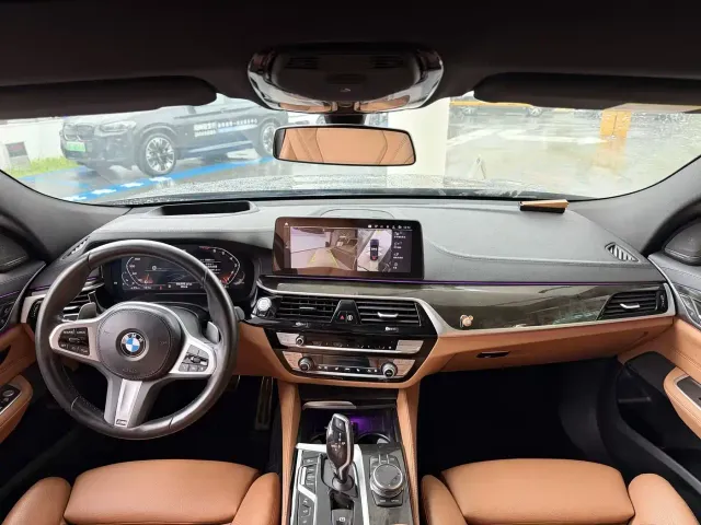BMW 6 Series Gran Turismo — Фото автомобиля 10