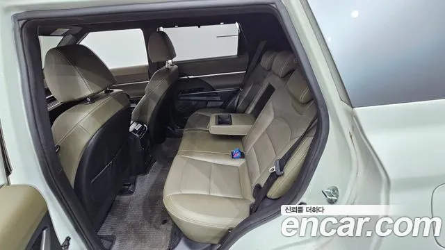 KG_Mobility_Ssangyong Torres Torres Бензин 1.5 2WD — Фото автомобиля 16