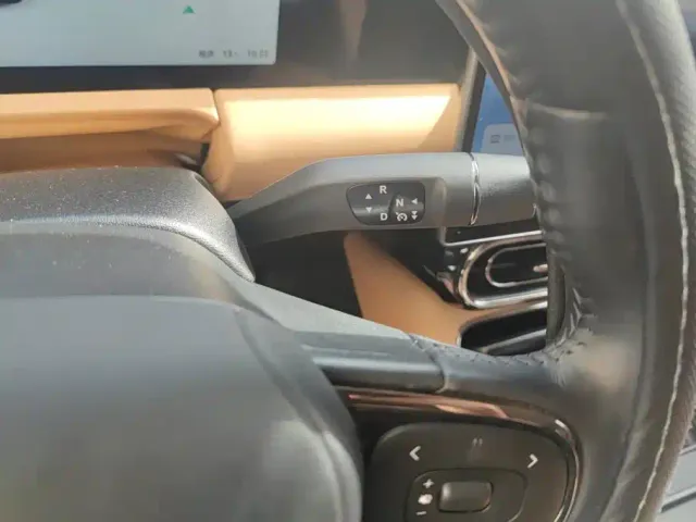 Leapmotor C11 — Фото автомобиля 16