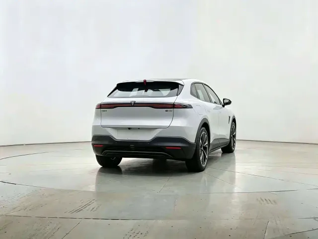 Deepal S05 — Фото автомобиля 7