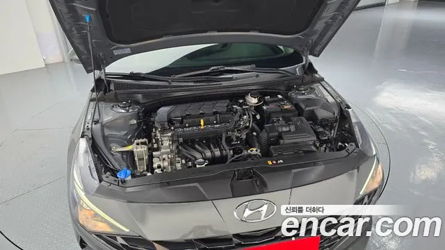 Hyundai Avante CN7 — Фото автомобиля 9