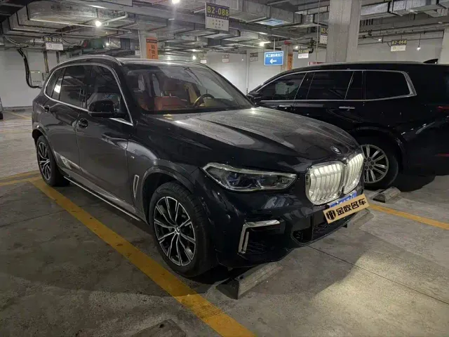 BMW X5 — Фото автомобиля 3