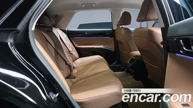 Hyundai Grandeur — Фото автомобиля 11