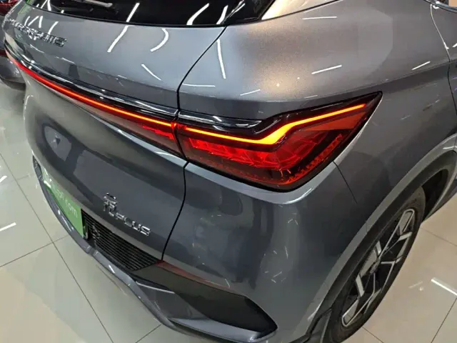 BYD Yuan PLUS — Фото автомобиля 7