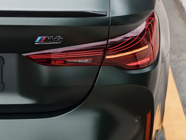 BMW M4 — Фото автомобиля 8