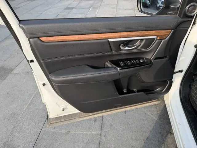 Honda CR-V — Фото автомобиля 6