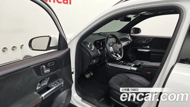 Mercedes-Benz GLB-Class — Фото автомобиля 9