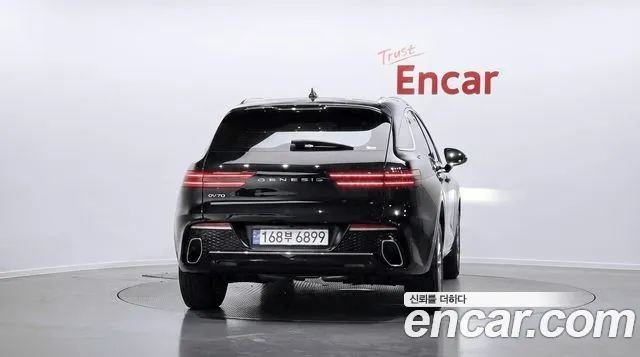 Genesis GV70 — Фото автомобиля 4
