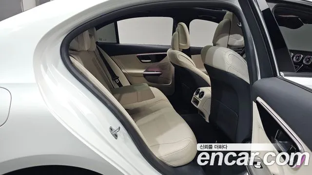 Mercedes-Benz C-Class W206 — Фото автомобиля 10