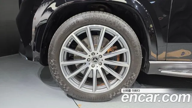 Mercedes-Benz GLS-Class — Фото автомобиля 5