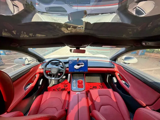 Xiaomi SU7 — Фото автомобиля 11