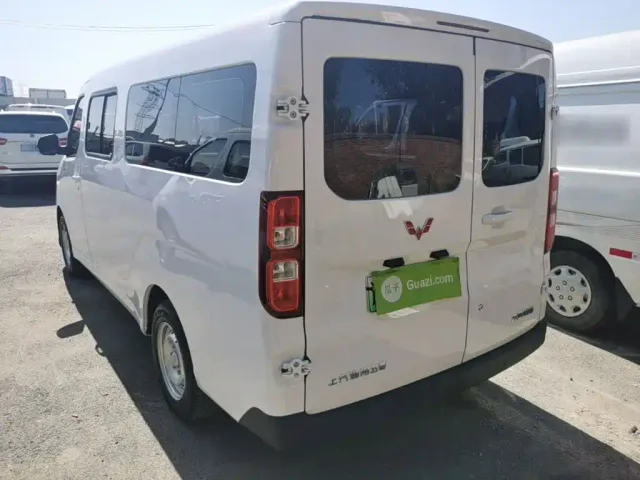 Wuling Motors Wuling Yangguang 2024 300KM Comfort Bus Version 75kW — Фото автомобиля 4
