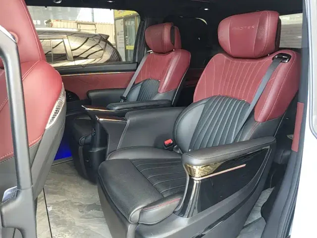 GAC Trumpchi M8 — Фото автомобиля 16