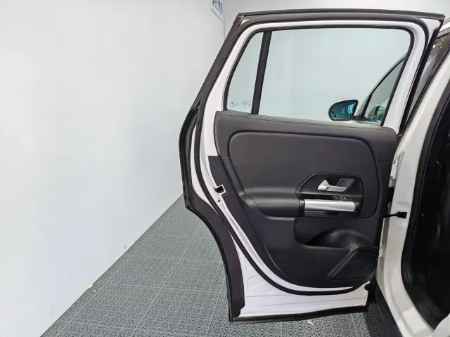 Mercedes-Benz GLA-Class — Фото автомобиля 14