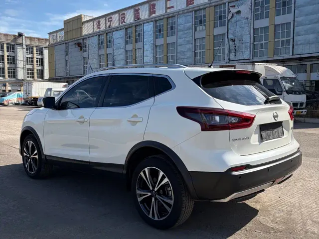 Nissan Qashqai — Фото автомобиля 11