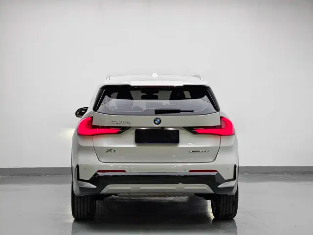 BMW X1 — Фото автомобиля 5