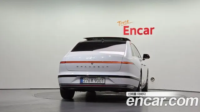 Hyundai Grandeur GN7 — Фото автомобиля 4