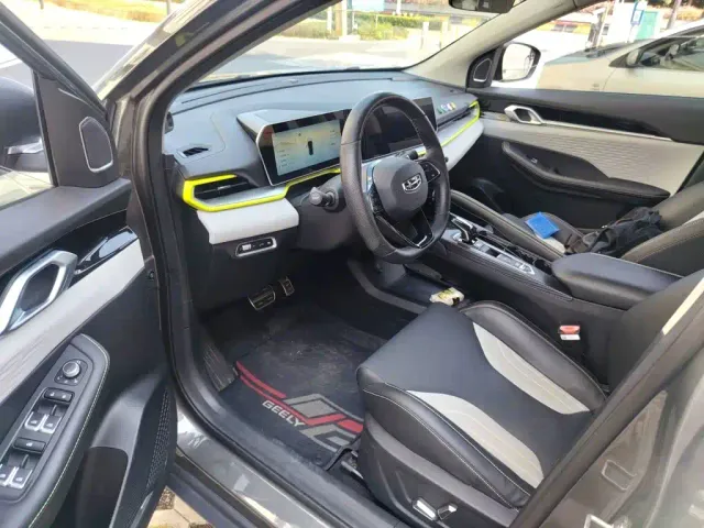 Geely Binyue — Фото автомобиля 17