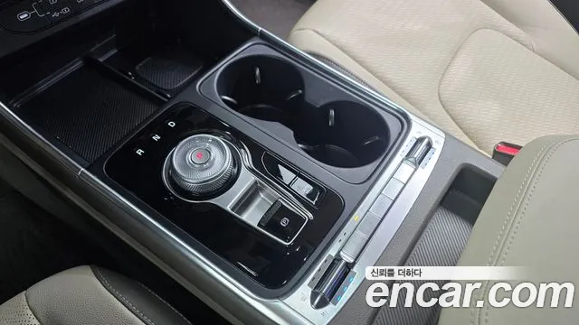 Kia Carnival 4th Gen — Фото автомобиля 12