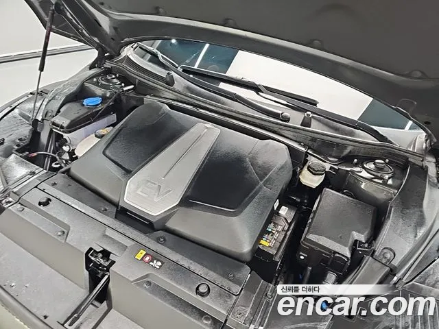 Kia EV6 — Фото автомобиля 5