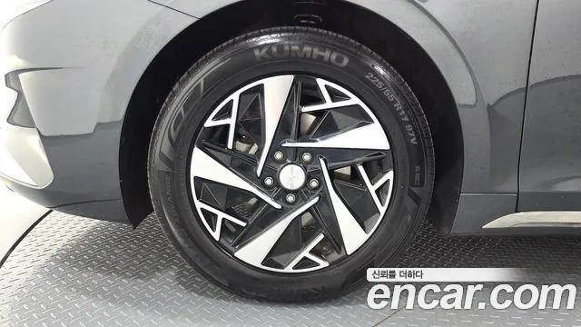 Hyundai Grandeur Grandeur (New) Hybrid — Фото автомобиля 5