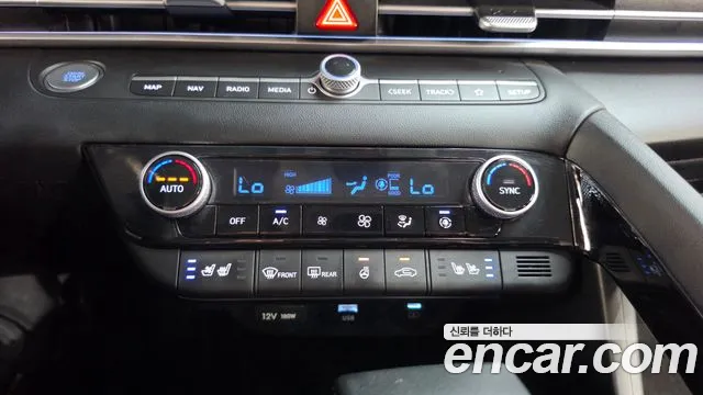 Hyundai Avante CN7 — Фото автомобиля 30
