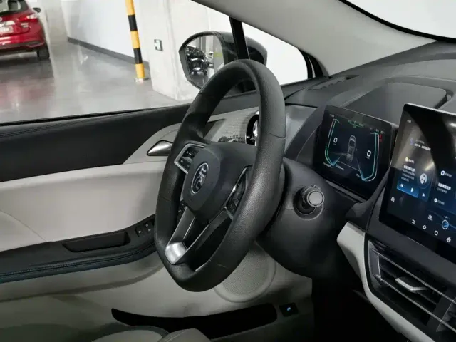 BYD Yuan Pro — Фото автомобиля 22