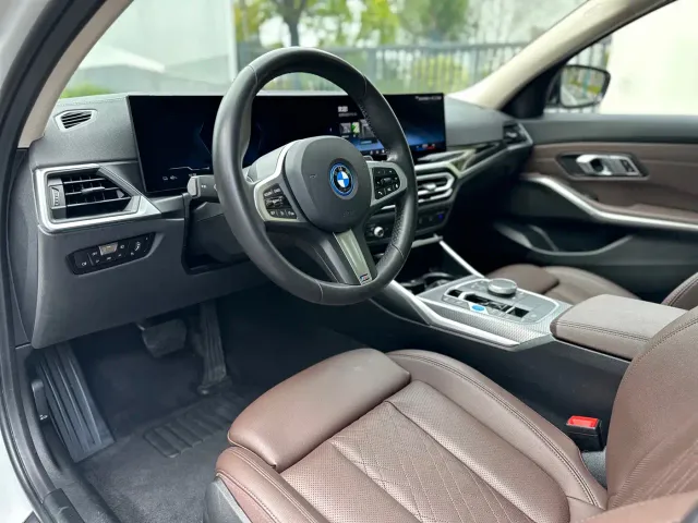 BMW i3 — Фото автомобиля 7