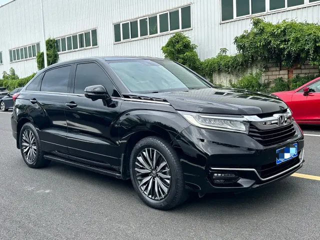 Фотография автомобиля — Honda Avancier
