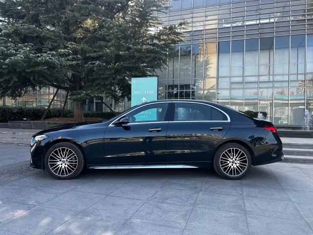Mercedes-Benz C-Class — Фото автомобиля 2