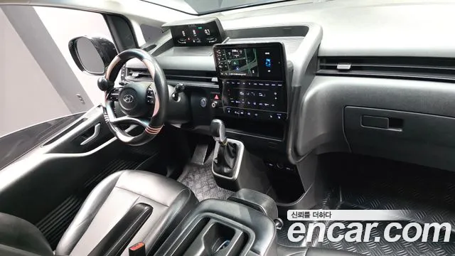 Hyundai Staria — Фото автомобиля 10