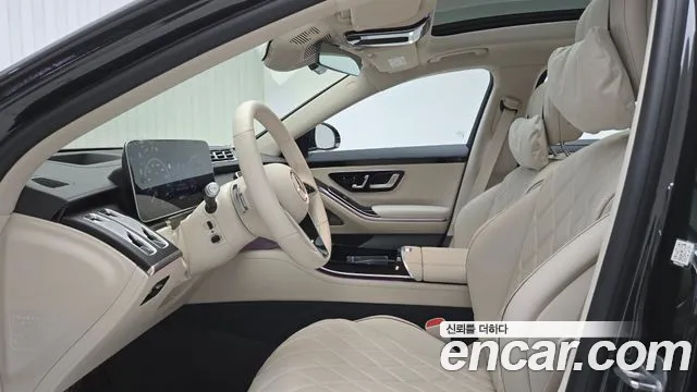 Mercedes-Benz S-Class — Фото автомобиля 14