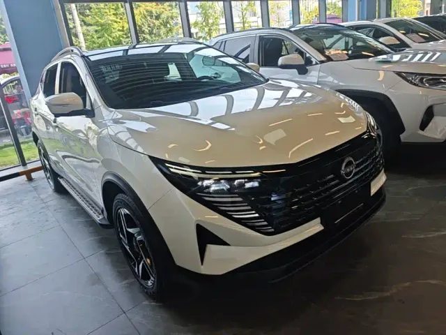 Nissan Qashqai — Фото автомобиля 3