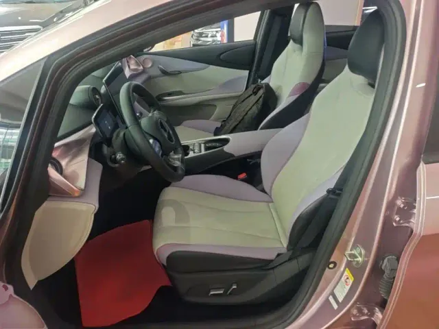 BYD Dolphin — Фото автомобиля 14