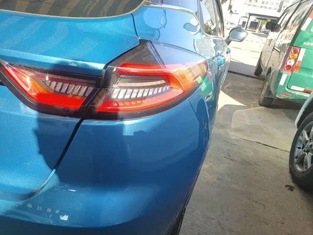 Geely Emgrand S — Фото автомобиля 7