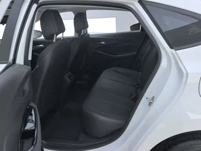 Buick Verano — Фото автомобиля 11