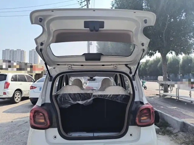 Wuling Hongguang Mini EV — Фото автомобиля 18