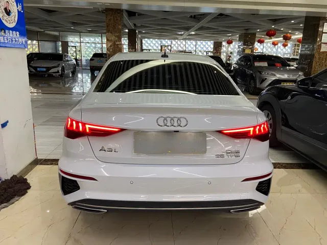 Audi A3 — Фото автомобиля 5