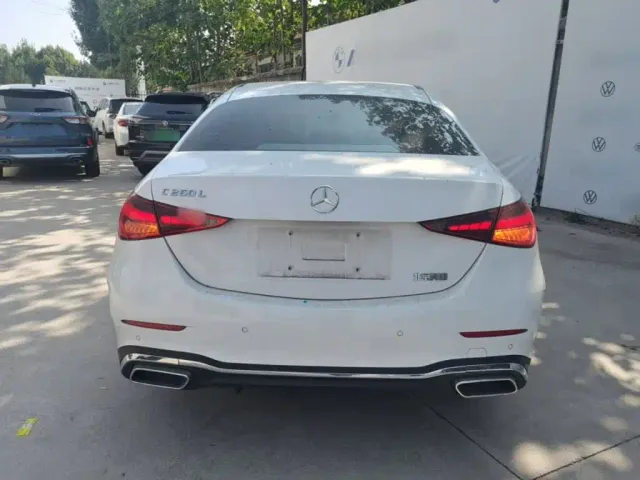 Mercedes-Benz C-Class — Фото автомобиля 3