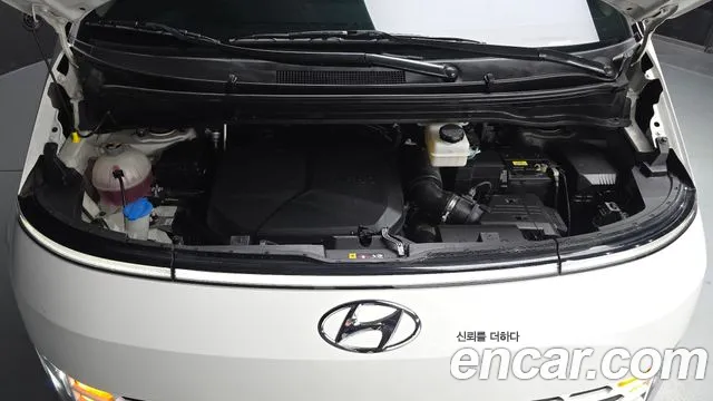 Hyundai Staria — Фото автомобиля 9