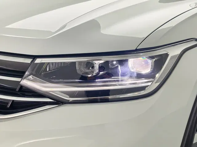 Volkswagen Tiguan L — Фото автомобиля 11