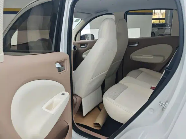 Wuling Hongguang Mini EV — Фото автомобиля 11