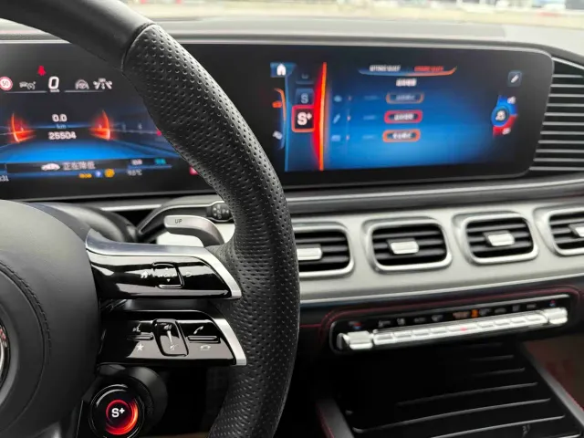 Mercedes-Benz GLE-Class AMG — Фото автомобиля 14