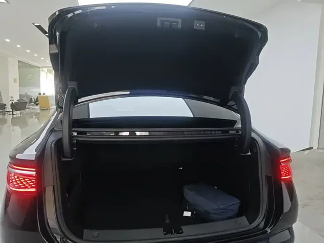 BYD Seal 07 DM-i — Фото автомобиля 14