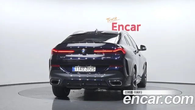 BMW X6 xDrive40i M Sport — Фото автомобиля 4