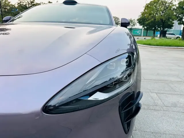 Xiaomi SU7 — Фото автомобиля 8