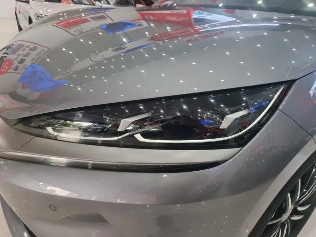 BYD Qin L — Фото автомобиля 11