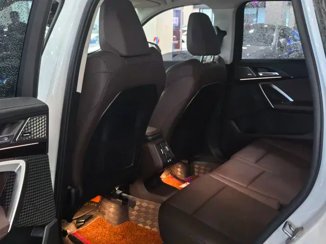 BMW X1 — Фото автомобиля 8