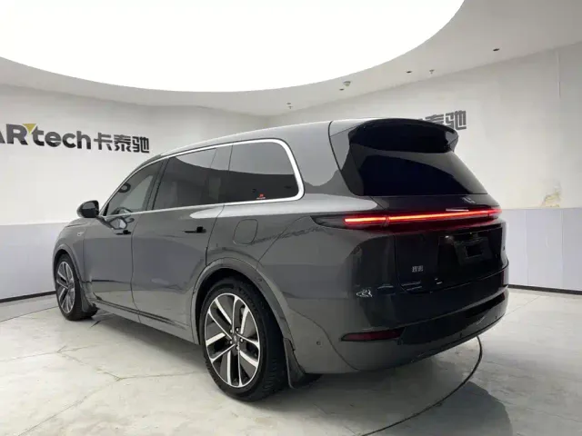 Li Auto L9 — Фото автомобиля 7