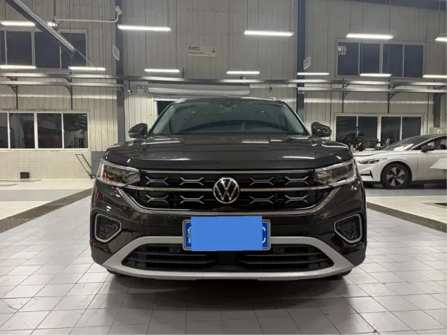 Volkswagen Tayron — Фото автомобиля 2